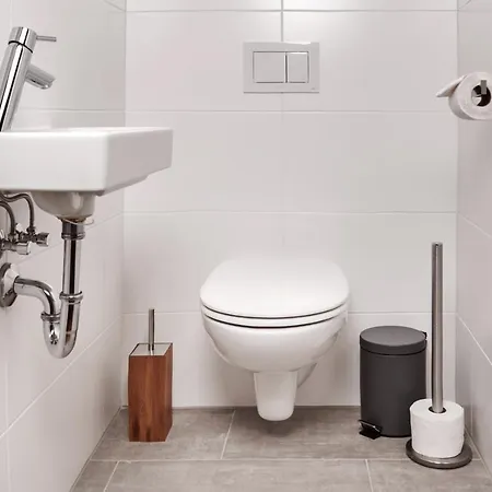 - Alm A2 By Aa Homes דירה